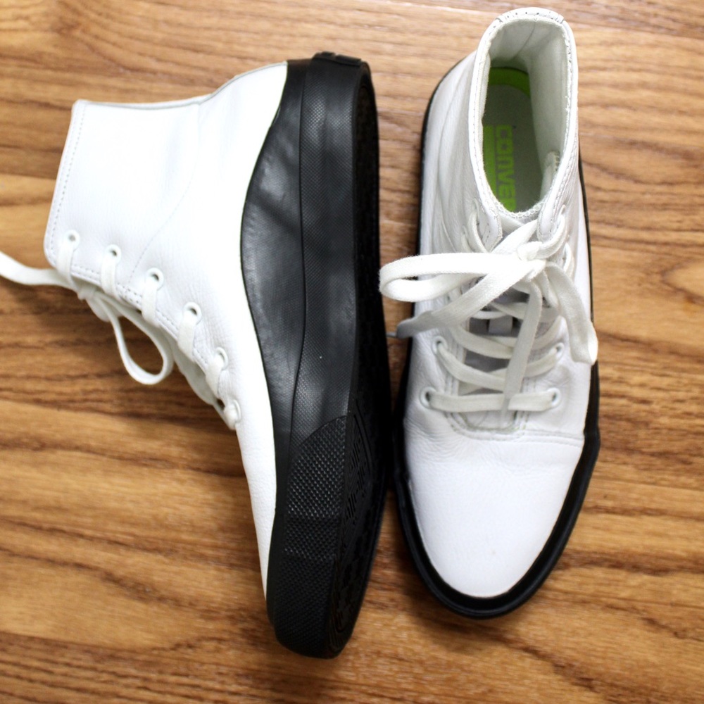 NWOT White Leather High Top Converse